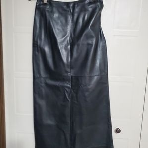 Danier long skirt
